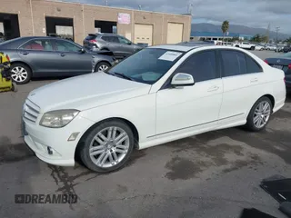 2009 Mercedes-Benz C-Class 3.0L Sport with VIN WDDGF54X49R061724, listed as a IAAI auction lot 41600801 with 91,637 mi miles. Bid and sale history available at carsss.com. Image 17.