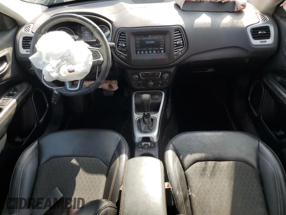 2019 Jeep Compass Latitude with VIN 3C4NJCBB6KT699854, listed as a Copart auction lot 48967185 with 17,666 mi miles and Salvage title. Bid and sale history available at DreamBid. Image 8.