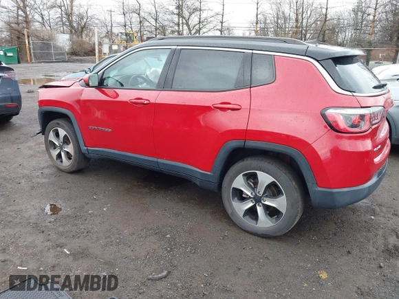 2019 Jeep Compass Latitude with VIN 3C4NJDBB7KT629155, listed as a IAAI auction lot 41812711 with 35,369 mi miles and . Bid and sale history available at DreamBid. Image 3.