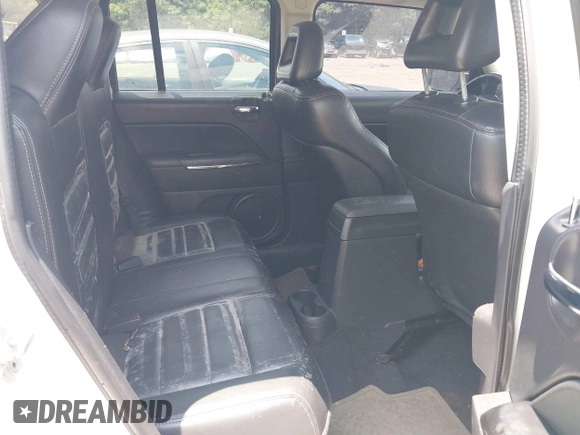 2009 Jeep Patriot Limited with VIN 1J4FT48BX9D202732, listed as a IAAI auction lot 42680302 with 169,706 mi miles and . Bid and sale history available at DreamBid. Image 8.