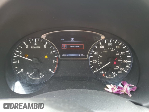 2017 Nissan Altima SV z VIN 1N4AL3AP3HC238952, wystawiony jako Copart lot #70025624 z przebiegiem 168 255 mil mil oraz Szkoda całkowita • Salvage title. Historia ofert i sprzedaży dostępna na DreamBid. Obrazek 9.