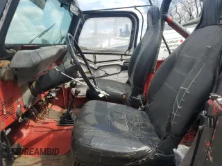 1985 Jeep CJ with VIN 1JCUM87A3FT128676, listed as a Copart auction lot 45146995 with 32,274 mi miles and Clean Title. Bid and sale history available at carsss.com. Image 7.