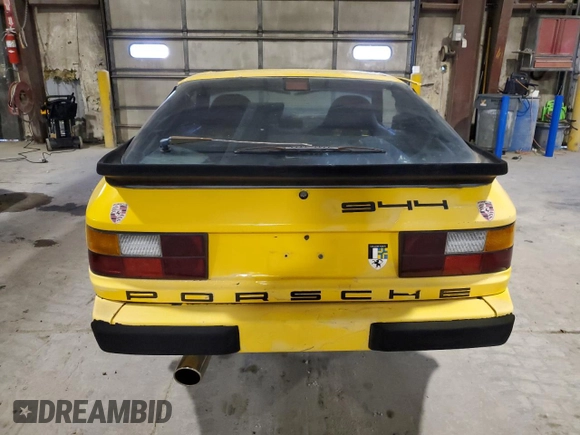 1984 Porsche 944 with VIN WP0AA0946EN455839, listed as a Copart auction lot 44537605 with 91,578 mi miles and Non Repairable. Bid and sale history available at carsss.com. Image 6.