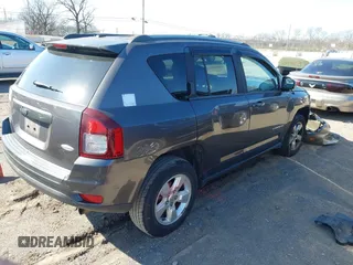 2015 Jeep Compass High Altitude Edition with VIN 1C4NJCEA5FD373364, listed as a IAAI auction lot 41759530 with 101,904 mi miles. Bid and sale history available at carsss.com. Image 4.
