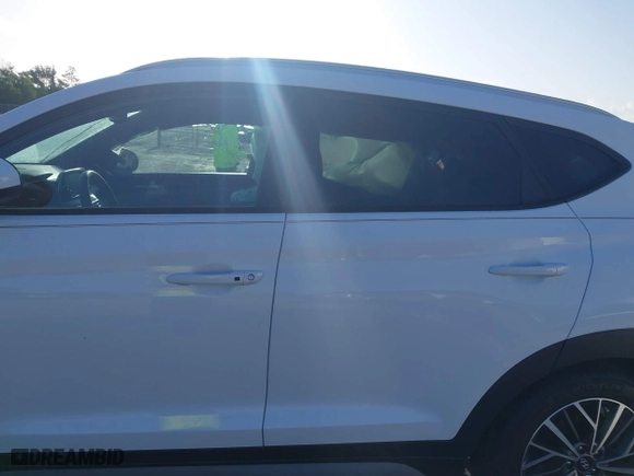 2019 Hyundai Tucson SEL with VIN KM8J33AL4KU991829, listed as a IAAI auction lot 42002700 with 14,184 mi miles. Bid and sale history available at carsss.com. Image 14.