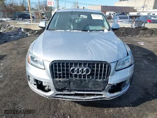 2017 Audi Q5 Premium Plus with VIN WA1L2AFP2HA026181, listed as a IAAI auction lot 41357907 with 109,733 mi miles. Bid and sale history available at carsss.com. Image 12.