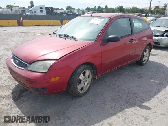 2005 Ford Focus with VIN 3FAHP31N55R123882, listed as a IAAI auction lot 42667136 with Not provided miles and . Bid and sale history available at DreamBid. Image 2.