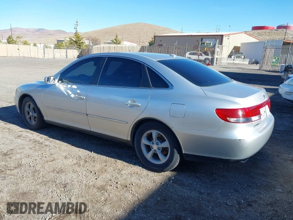 2007 Hyundai Azera GLS with VIN KMHFC46D67A226207, listed as a IAAI auction lot 41526623 with 123,066 mi miles and . Bid and sale history available at DreamBid. Image 3.