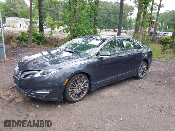2013 Lincoln MKZ with VIN 3LN6L2J98DR817275, listed as a IAAI auction lot 42196186 with 128,456 mi miles. Bid and sale history available at carsss.com. Image 2.