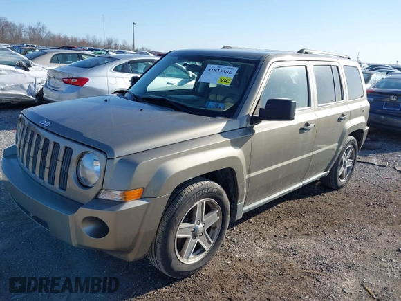 2008 Jeep Patriot Sport with VIN 1J8FF28W68D597262, listed as a IAAI auction lot 41835386 with 120,266 mi miles. Bid and sale history available at carsss.com. Image 17.