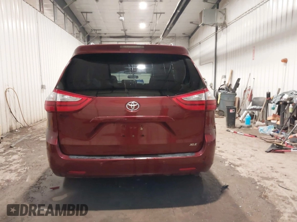 2015 Toyota Sienna XLE с VIN 5TDYK3DC5FS588258, выставлен на аукционе IAAI как лот 41089108 с пробегом 124 777 миль миль и . История ставок и продаж доступна на DreamBid. Изображение 17.