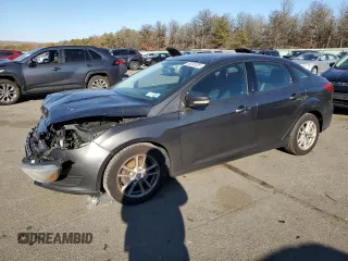 2017 Ford Focus SE with VIN 1FADP3F2XHL315430, listed as a Copart auction lot 88252035 with 81,615 mi miles and Clean Title. Bid and sale history available at carsss.com. Image 1.