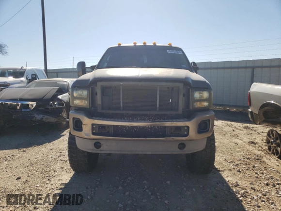 2003 Ford F-350 XL with VIN 1FTWW33P13ED44432, listed as a Copart auction lot 84856594 with 188,551 mi miles and Salvage Title. Bid and sale history available at DreamBid. Image 5.