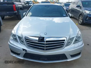 2011 Mercedes-Benz E 63 AMG с VIN WDDHF7HB8BA356599, выставлен на аукционе IAAI как лот 42674553 с пробегом 73 500 миль миль и . История ставок и продаж доступна на DreamBid. Изображение 11.