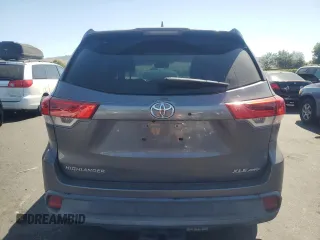 2019 Toyota Highlander SE z VIN 5TDJZRFH5KS605448, wystawiony jako Copart lot #61974075 z przebiegiem 81 636 mil mil oraz Szkoda całkowita • Salvage title. Historia ofert i sprzedaży dostępna na DreamBid. Obrazek 6.