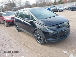 2023 Chevrolet Bolt EV 2LT z VIN 1G1FX6S00P4191615, wystawiony jako IAAI lot #41858146 z przebiegiem 24 403 mil mil oraz . Historia ofert i sprzedaży dostępna na DreamBid. Obrazek 1.