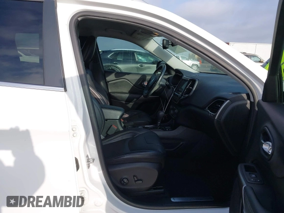 2019 Jeep Cherokee Limited with VIN 1C4PJLDB0KD487835, listed as a IAAI auction lot 41504135 with 79,394 mi miles and . Bid and sale history available at DreamBid. Image 5.