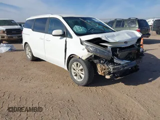 2016 Kia Sedona LX with VIN KNDMB5C18G6142343, listed as a IAAI auction lot 41889625 with 95,001 mi miles. Bid and sale history available at carsss.com. Image 1.