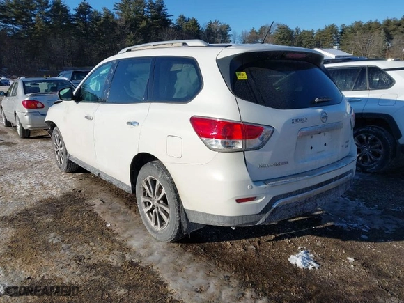 2014 Nissan Pathfinder SL with VIN 5N1AR2MM3EC687138, listed as a IAAI auction lot 41386564 with 124,544 mi miles. Bid and sale history available at carsss.com. Image 3.