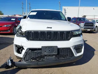 2023 Jeep Grand Cherokee Limited with VIN 1C4RJGBG2PC521012, listed as a IAAI auction lot 41145914 with 51,686 mi miles and . Bid and sale history available at DreamBid. Image 13.