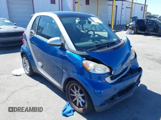 2009 Smart fortwo Pure with VIN WMEEJ31X29K241819, listed as a IAAI auction lot 42691979 with 72,016 mi miles and . Bid and sale history available at DreamBid. Image 1.