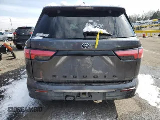 2023 Toyota Sequoia SR5 with VIN 7SVAAABA4PX019994, listed as a Copart auction lot 45937525 with 39,421 mi miles and Salvage Title. Bid and sale history available at carsss.com. Image 6.