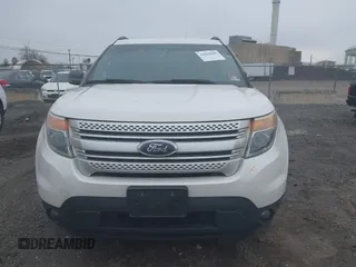 2013 Ford Explorer XLT with VIN 1FM5K8D87DGB07831, listed as a IAAI auction lot 42010689 with 202,306 mi miles and . Bid and sale history available at carsss.com. Image 12.