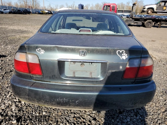 1997 Honda Accord Value with VIN 1HGCD5681VA189871, listed as a Copart auction lot 42367595 with 207,880 mi miles and Salvage Title. Bid and sale history available at carsss.com. Image 6.