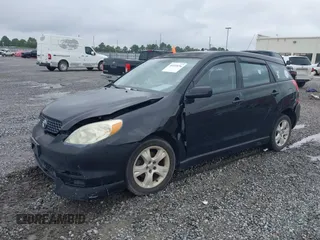 2004 Toyota Matrix Std with VIN 2T1KR32E44C207298, listed as a IAAI auction lot 40333656 with 176,428 mi miles. Bid and sale history available at carsss.com. Image 2.