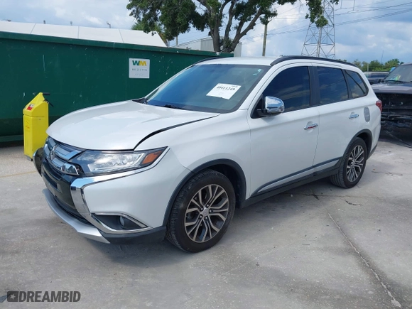 2016 Mitsubishi Outlander SE with VIN JA4AD3A34GZ021310, listed as a IAAI auction lot 40411249 with 118,599 mi miles. Bid and sale history available at carsss.com. Image 17.