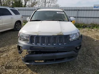 2015 Jeep Compass High Altitude Edition with VIN 1C4NJDEB7FD151875, listed as a Copart auction lot 54582275 with 178,916 mi miles and Salvage Title. Bid and sale history available at carsss.com. Image 5.