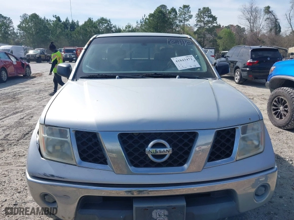2007 Nissan Frontier XE with VIN 1N6BD06T17C411427, listed as a IAAI auction lot 41843472 with 223,339 mi miles. Bid and sale history available at carsss.com. Image 6.