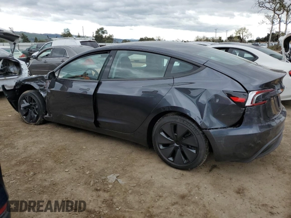 2025 Tesla Model 3 Long Range z VIN 5YJ3E1EA2SF962214, wystawiony jako Copart lot #48961935 z przebiegiem 409 mil mil oraz Szkoda całkowita • Salvage title. Historia ofert i sprzedaży dostępna na DreamBid. Obrazek 2.