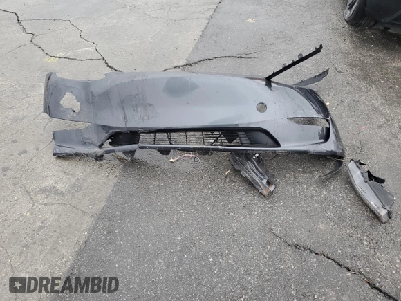 2024 Tesla Model Y with VIN 7SAYGDED1RF098054, listed as a Copart auction lot 44072195 with 16,085 mi miles and Salvage Title. Bid and sale history available at DreamBid. Image 14.