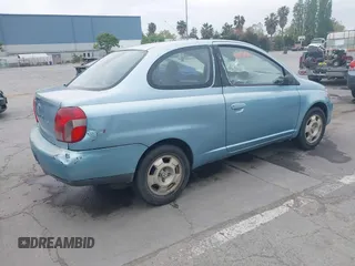 2000 Toyota ECHO z VIN JTDAT1237Y0048597, wystawiony jako IAAI lot #42120794 z przebiegiem 182 312 mil mil oraz . Historia ofert i sprzedaży dostępna na DreamBid. Obrazek 4.