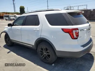 2019 Ford Explorer XLT z VIN 1FM5K8D89KGA28349, wystawiony jako Copart lot #61260465 z przebiegiem 26 254 mil mil oraz Szkoda całkowita • Salvage title. Historia ofert i sprzedaży dostępna na DreamBid. Obrazek 2.