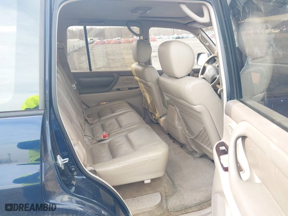2002 Toyota Land Cruiser with VIN JTEHT05J122018974, listed as a IAAI auction lot 41543290 with 266,926 mi miles. Bid and sale history available at carsss.com. Image 8.