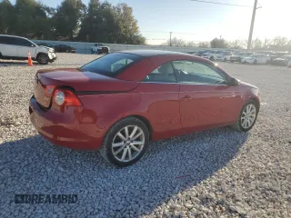 2011 Volkswagen Eos Komfort with VIN WVWBW7AH8BV003481, listed as a Copart auction lot 83985554 with 123,299 mi miles and Salvage Title. Bid and sale history available at DreamBid. Image 3.