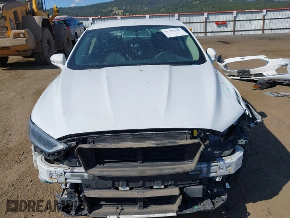 2019 Ford Fusion SEL with VIN 3FA6P0CD8KR117614, listed as a IAAI auction lot 42105025 with 135,801 mi miles and . Bid and sale history available at DreamBid. Image 13.