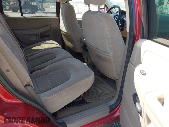2005 Ford Explorer XLT z VIN 1FMZU73E95UB86676, wystawiony jako IAAI lot #42535013 z przebiegiem 188 108 mil mil oraz . Historia ofert i sprzedaży dostępna na DreamBid. Obrazek 8.