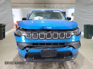 2022 Jeep Compass Sport с VIN 3C4NJDAB0NT221070, выставлен на аукционе Copart как лот 57667525 с пробегом 38 102 миль миль и Списание • Salvage title. История ставок и продаж доступна на DreamBid. Изображение 5.