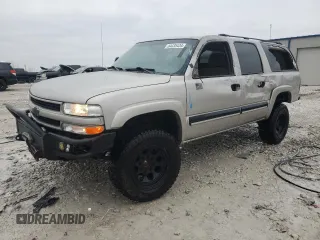 2004 Chevrolet Suburban LS with VIN 3GNGK26U94G178013, listed as a Copart auction lot 84435434 with 244,260 mi miles and Clean Title. Bid and sale history available at carsss.com. Image 1.