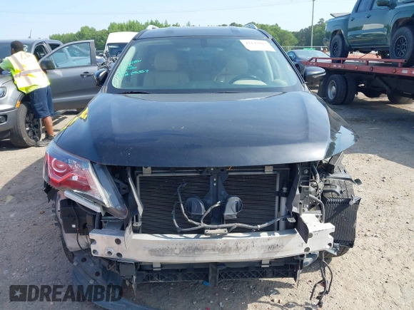 2018 Nissan Pathfinder Platinum z VIN 5N1DR2MN2JC640330, wystawiony jako IAAI lot #42147082 z przebiegiem 179 728 mil mil oraz . Historia ofert i sprzedaży dostępna na DreamBid. Obrazek 13.