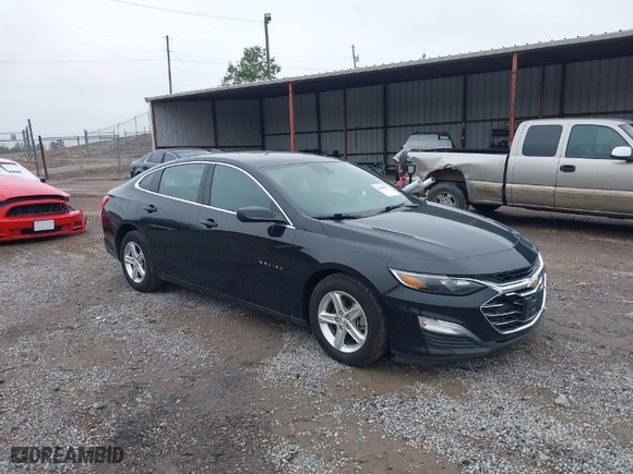 2020 Chevrolet Malibu LS with VIN 1G1ZC5ST1LF141771, listed as a IAAI auction lot 41886297 with 101,050 mi miles. Bid and sale history available at carsss.com. Image 1.