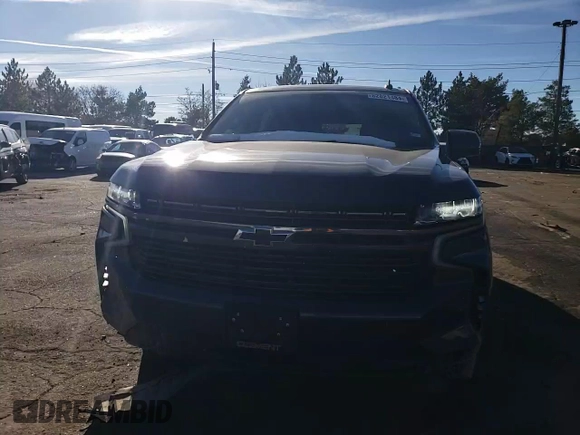 2021 Chevrolet Suburban RST z VIN 1GNSKEKD8MR193782, wystawiony jako Copart lot #82821484 z przebiegiem 74 195 mil mil oraz Szkoda całkowita • Salvage title. Historia ofert i sprzedaży dostępna na DreamBid. Obrazek 11.