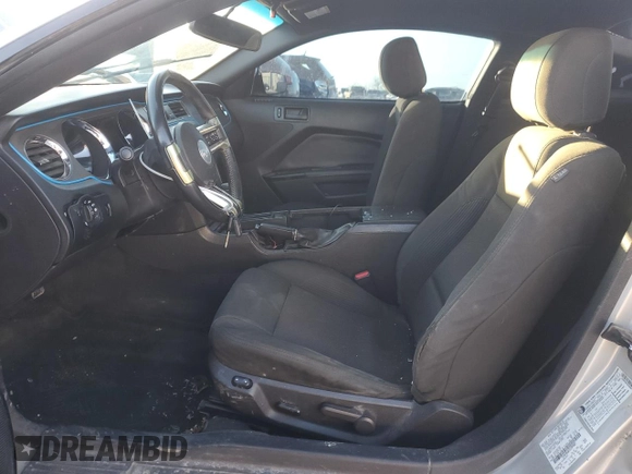 2014 Ford Mustang V6 with VIN 1ZVBP8AM1E5299087, listed as a Copart auction lot 88458015 with 109,030 mi miles and Salvage title. Bid and sale history available at DreamBid. Image 7.