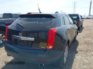 2012 Cadillac SRX Performance Collection z VIN 3GYFNEE31CS569555, wystawiony jako IAAI lot #41919585 z przebiegiem 126 991 mil mil oraz . Historia ofert i sprzedaży dostępna na DreamBid. Obrazek 4.