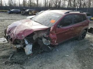 2020 Jeep Cherokee Altitude with VIN 1C4PJMLX2LD622771, listed as a Copart auction lot 47803625 with 76,741 mi miles and Salvage Title. Bid and sale history available at carsss.com. Image 1.