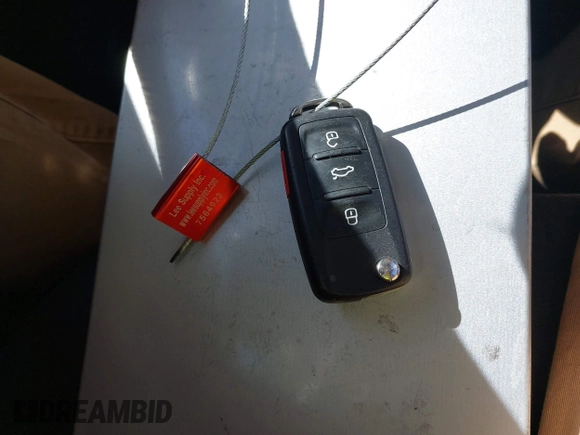 2015 Volkswagen Jetta SE с VIN 3VWD17AJ3FM352152, выставлен на аукционе IAAI как лот 42374530 с пробегом 96 432 миль миль и . История ставок и продаж доступна на DreamBid. Изображение 11.