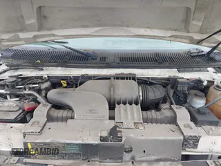 2006 Ford Econoline Passenger XL with VIN 1FBNE31L56HA25492, listed as a IAAI auction lot 42059914 with 151,804 mi miles. Bid and sale history available at carsss.com. Image 10.